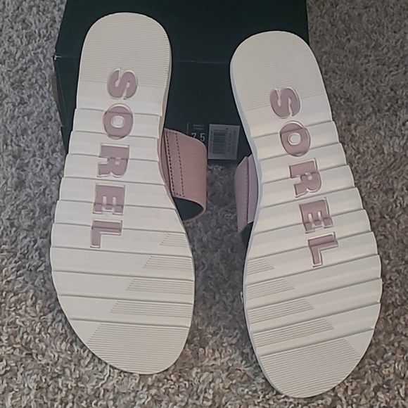 Brand new, sorel sandals! - Picture 2 of 4